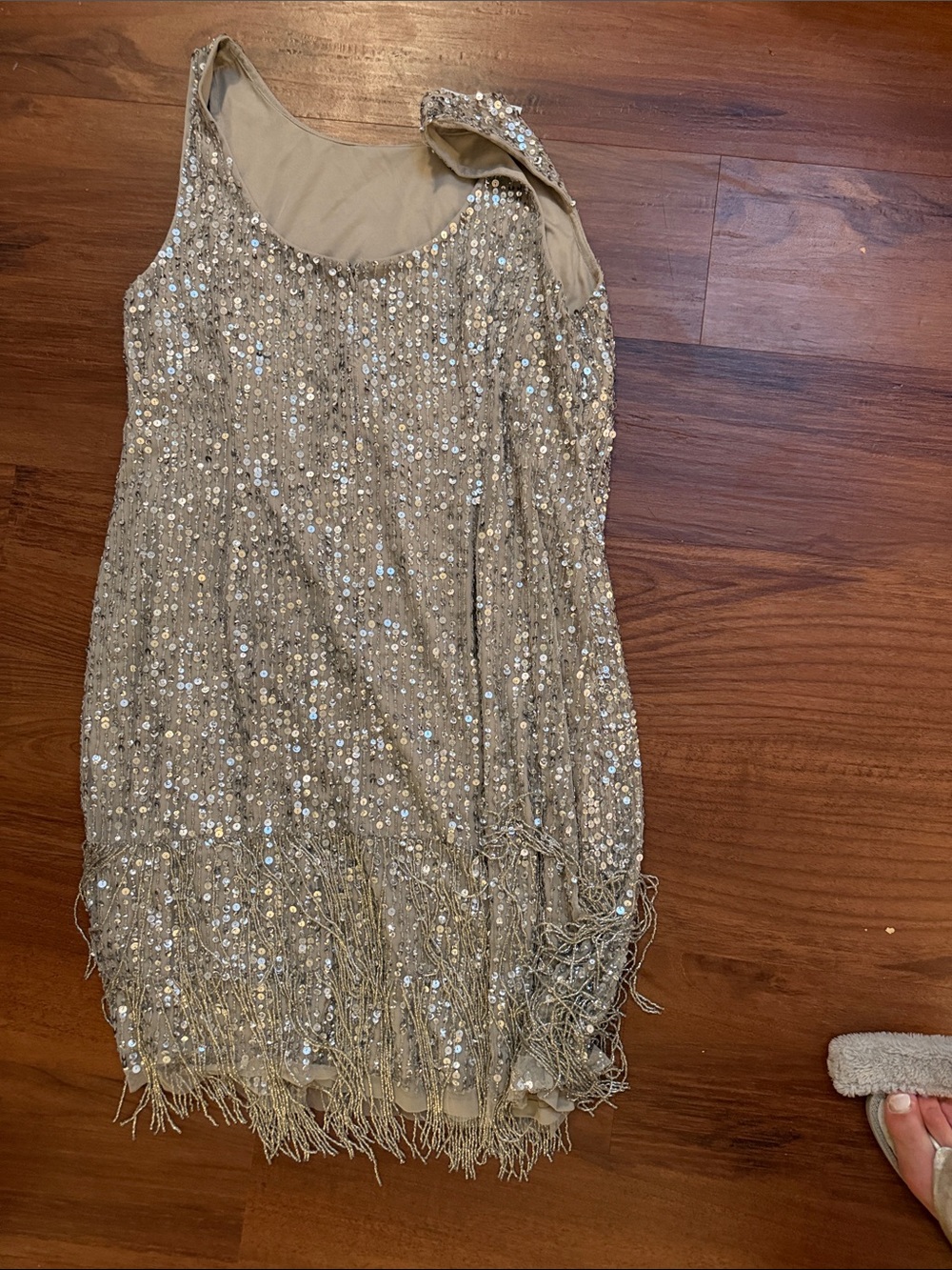 Gold Sequin 1920’s flapper gown - Picture 3 of 4